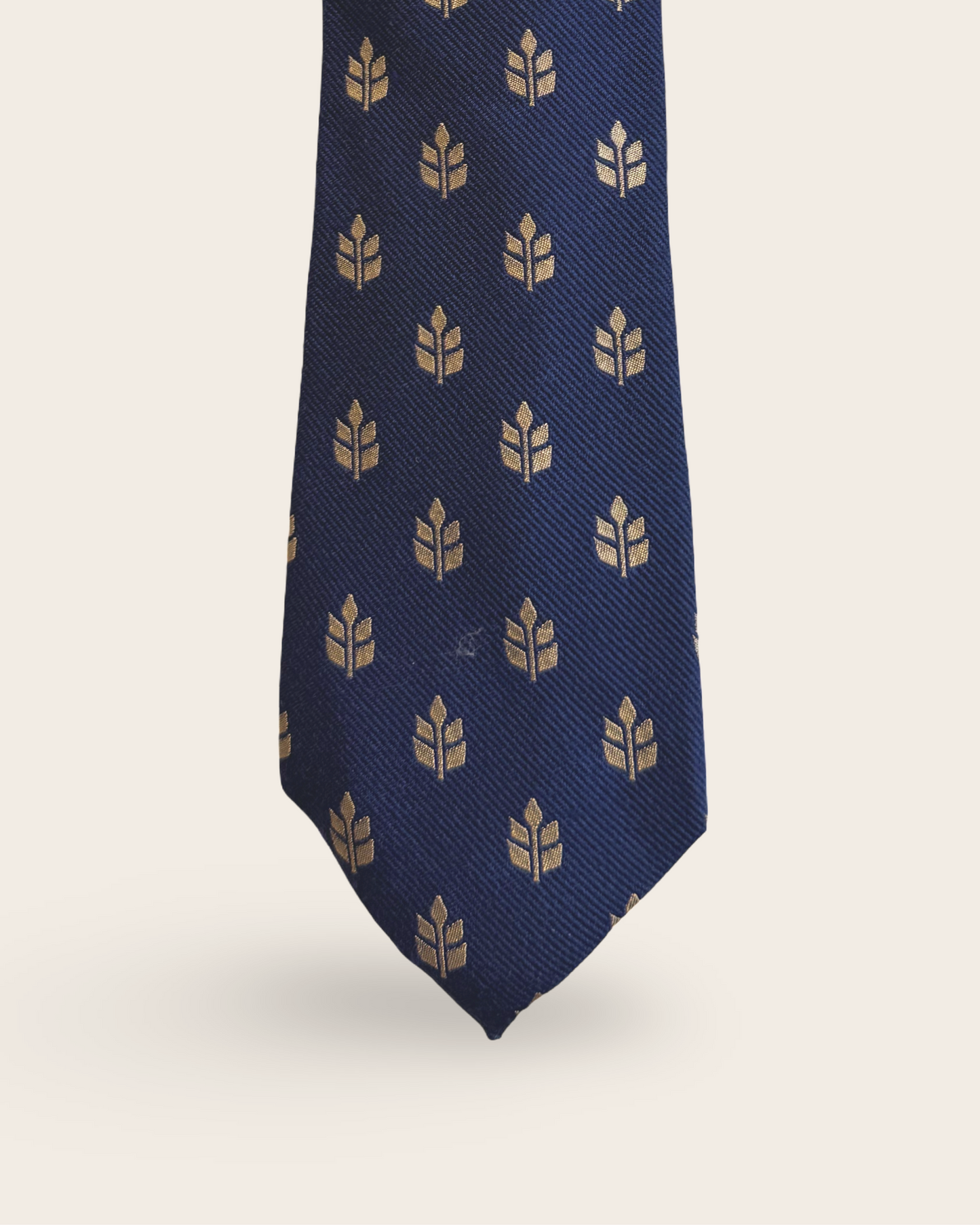 Wheat neck tie