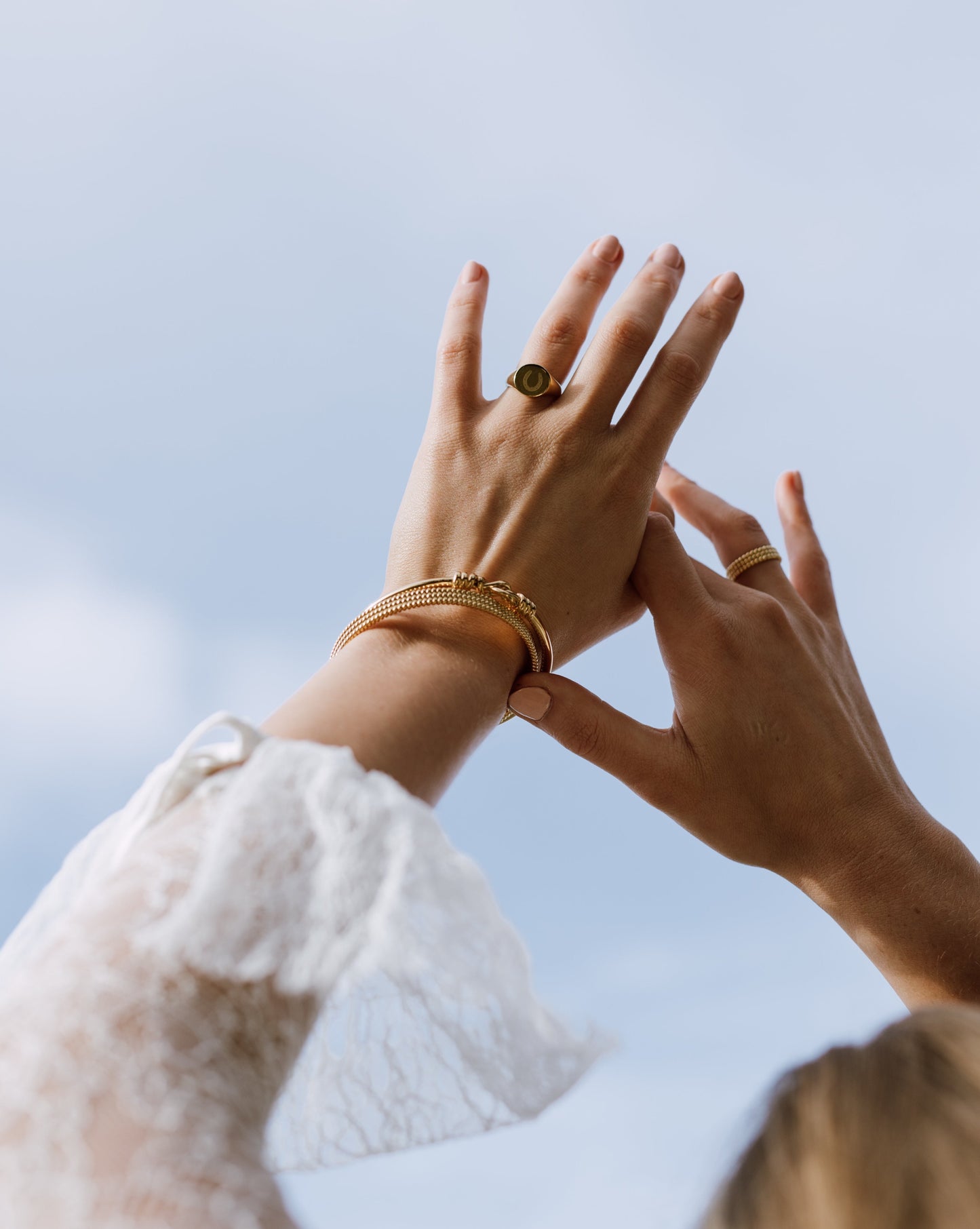 Trailblazer Elegant Eight Bangle