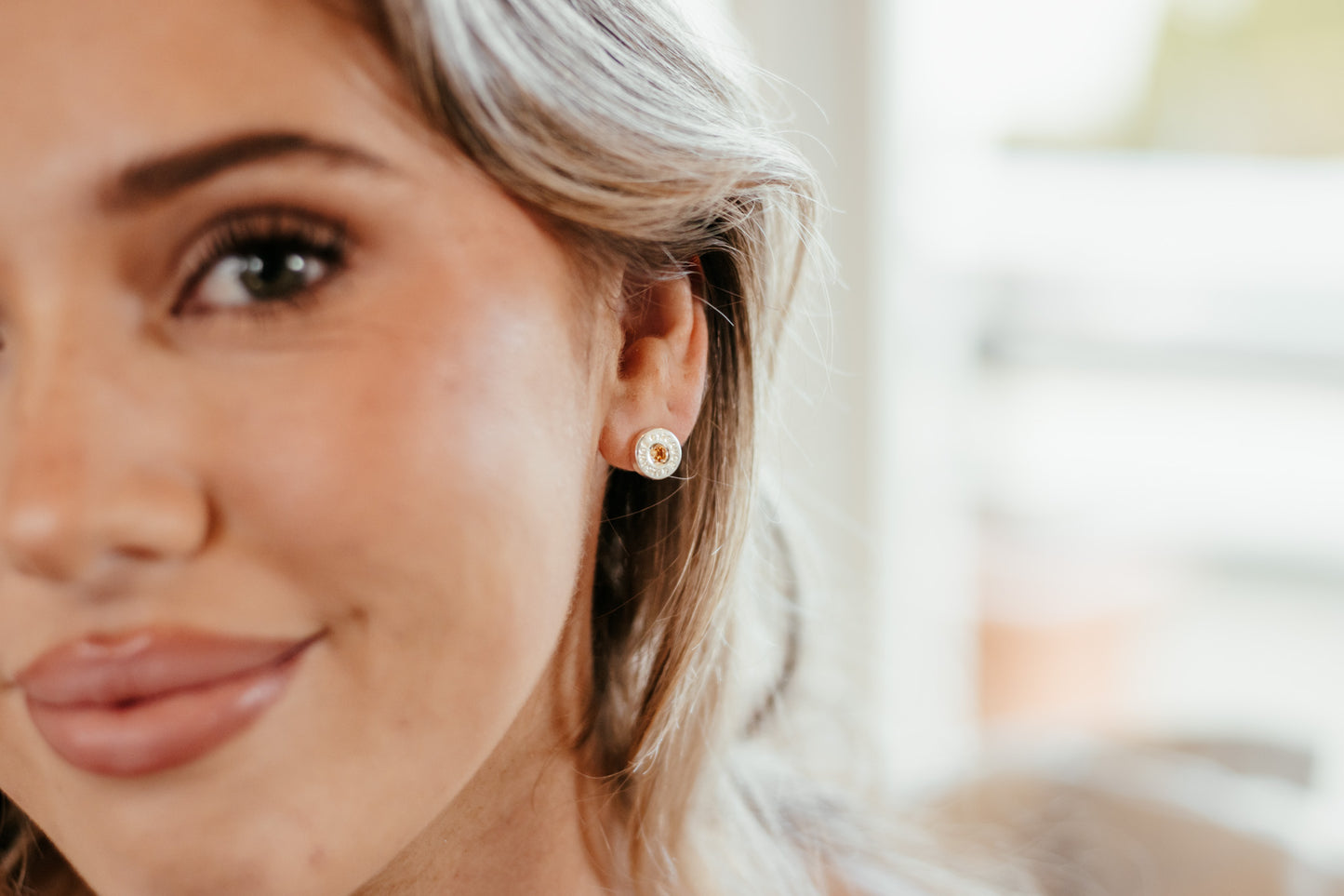 Heritage 12-Gauge Stud Earrings Champagne