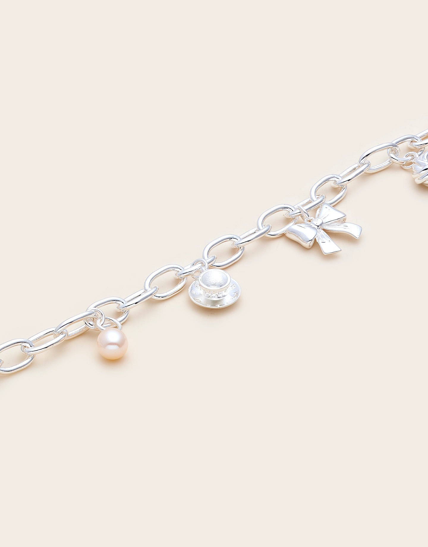 Heritage Country Belle Charm Bracelet