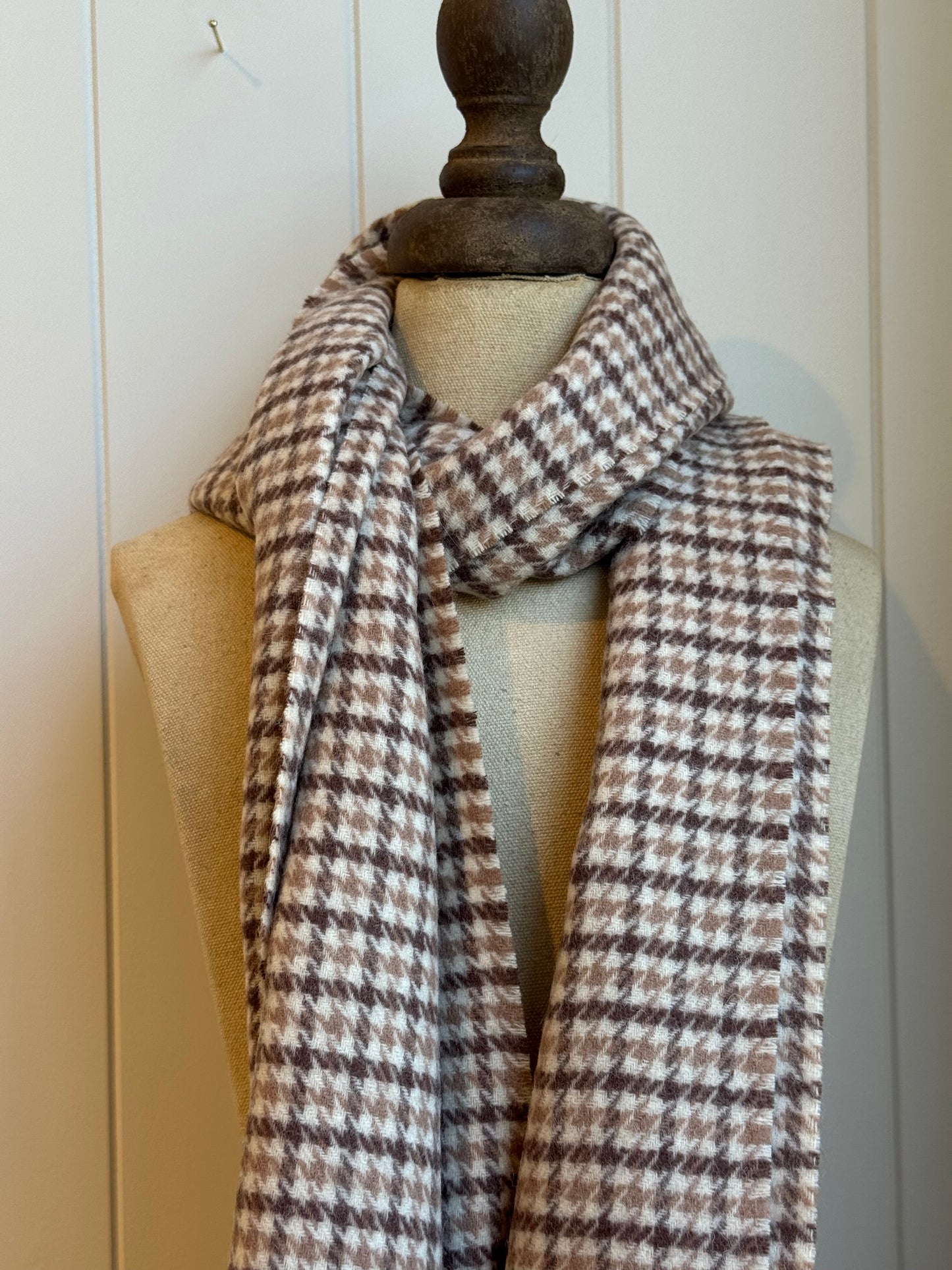 100% Wool scarf