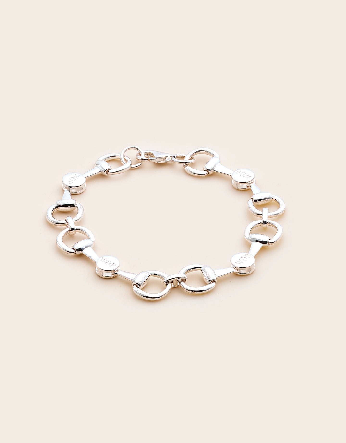 Bit of Elegance Chunky Bracelet