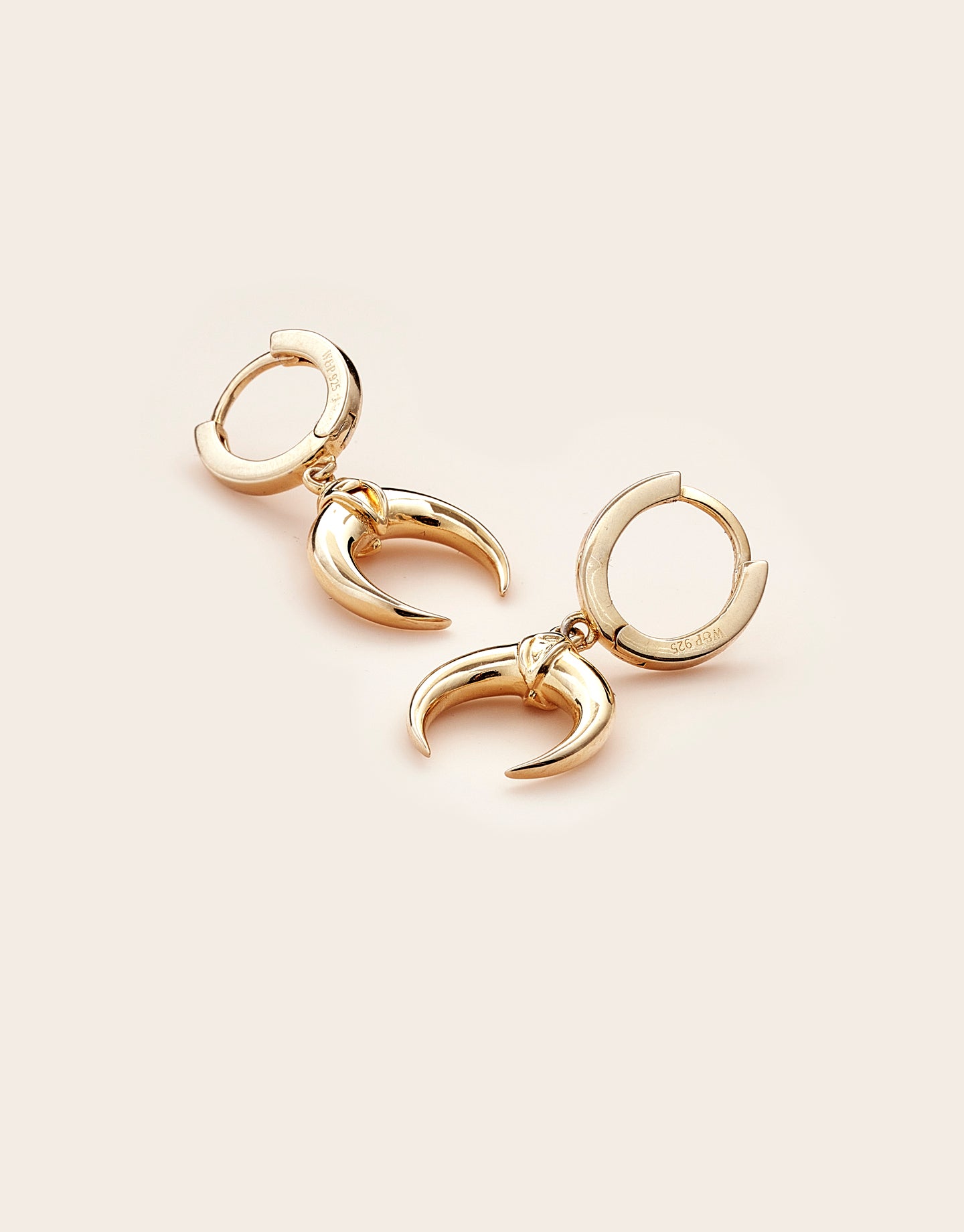 Wild chase tusk hoops gold