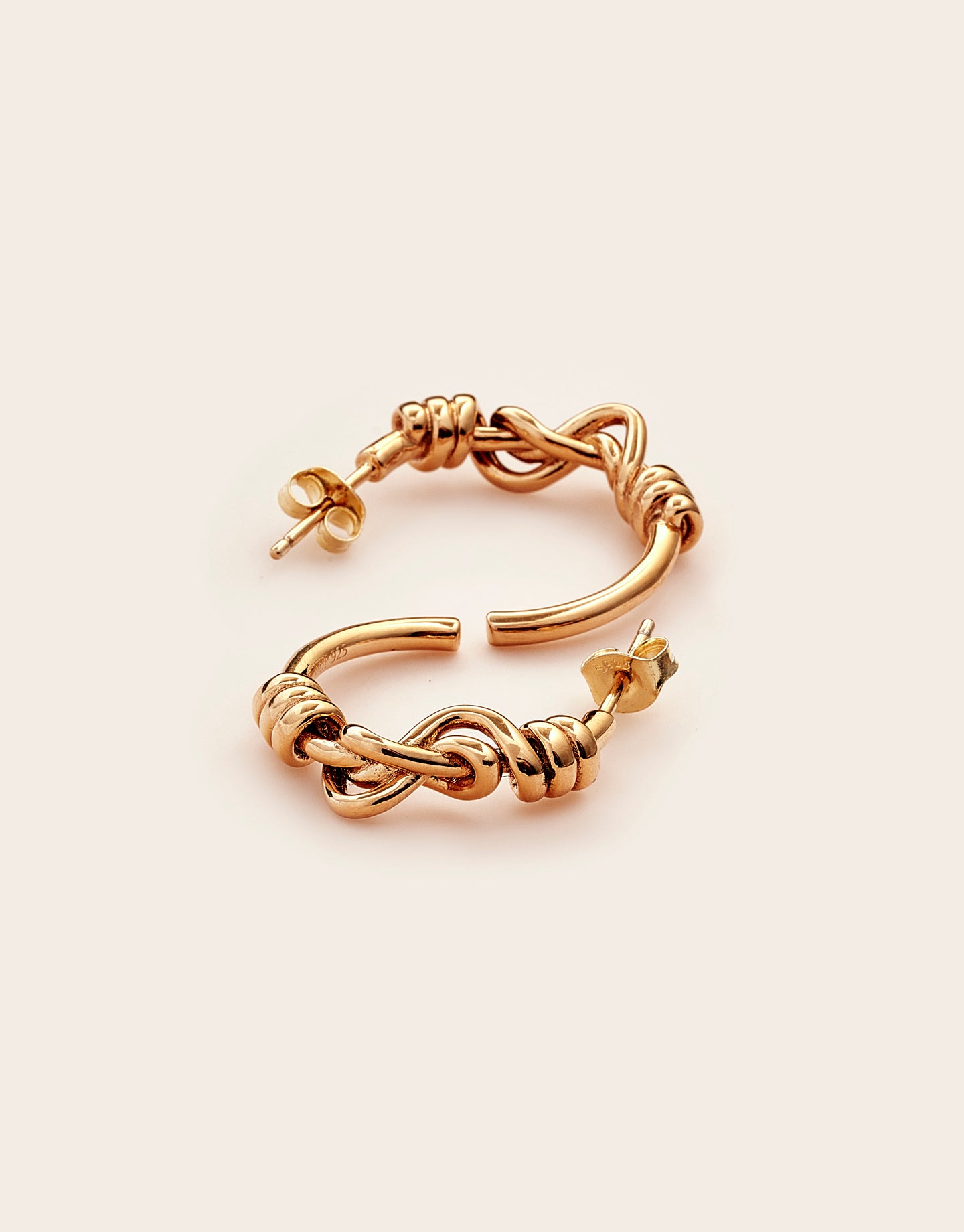 elegant eight hoops gold