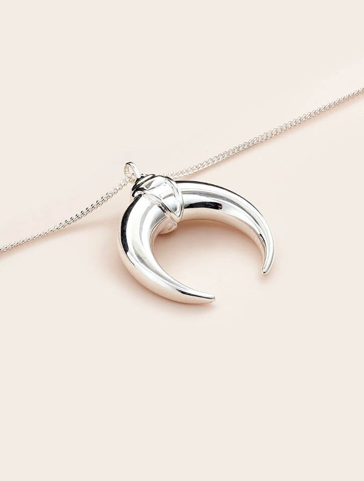 Wildchase Tusk Necklace Silver